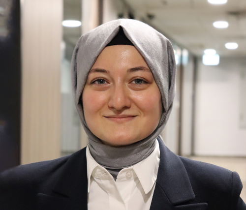 Elif Güzel